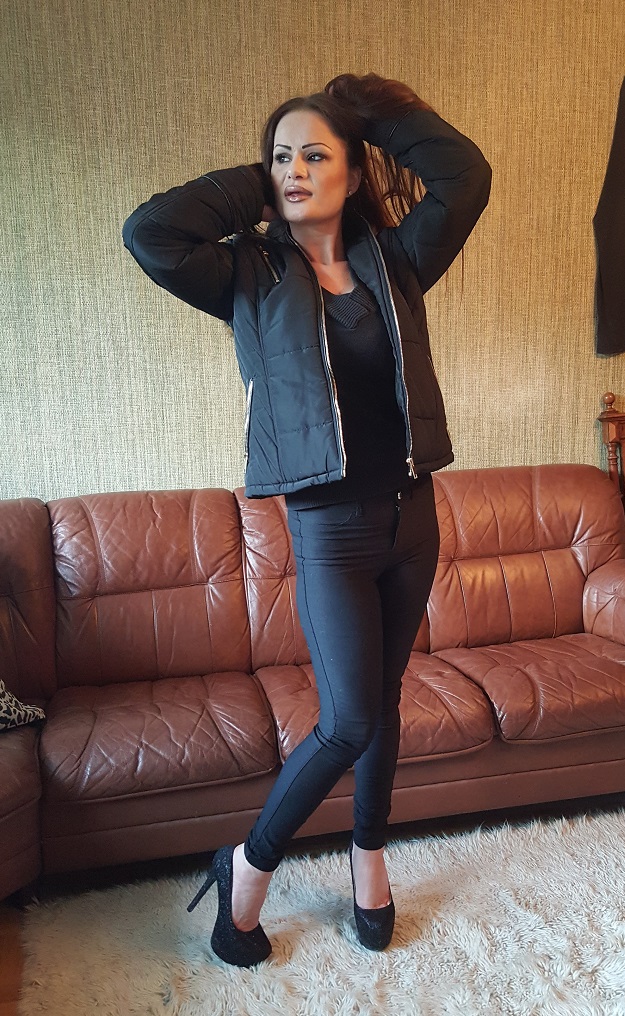 Anna Petrovic Fashion by DJ Jens 01